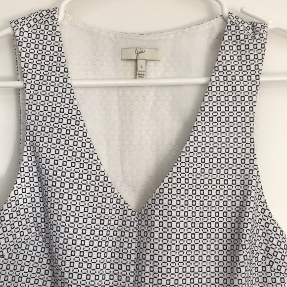 Joie - White Patterned Fit and Flare Dress - Picture 5 of 6
